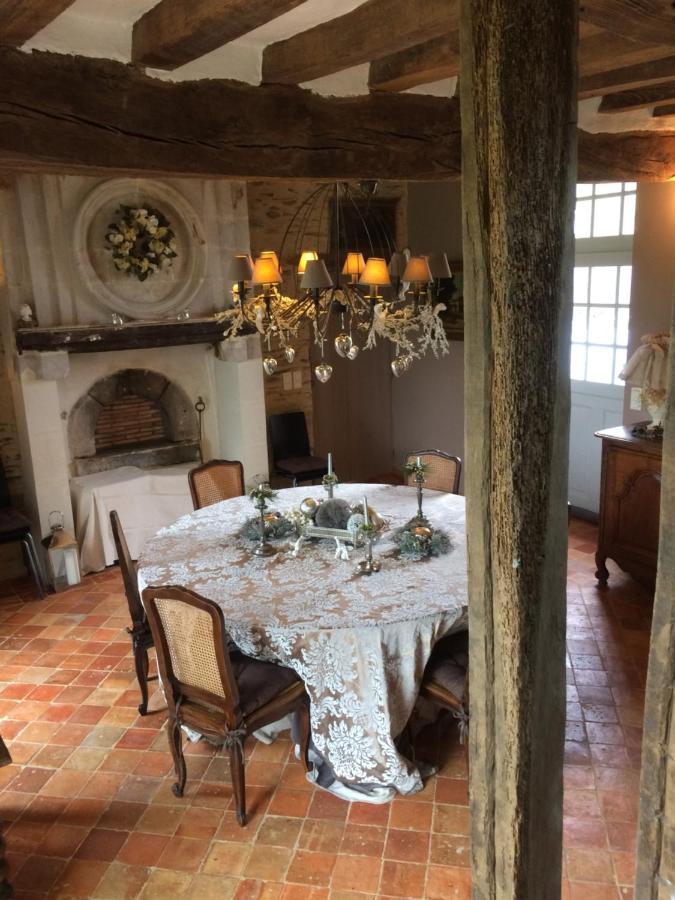 La Mouliniere, Jolie Longere Du Xviie Bed & Breakfast La Jaille-Yvon Bagian luar foto