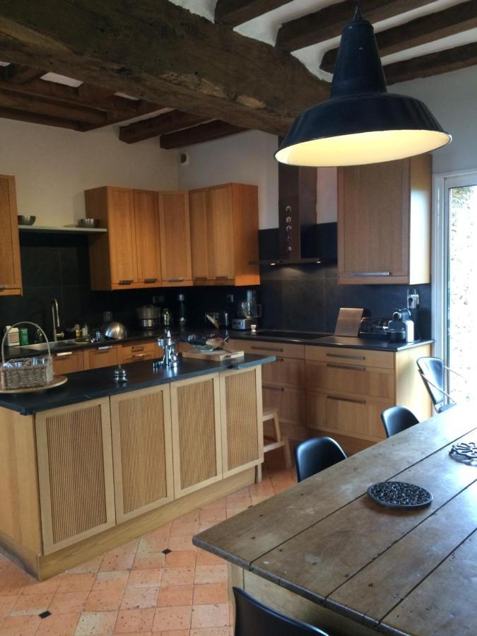 La Mouliniere, Jolie Longere Du Xviie Bed & Breakfast La Jaille-Yvon Bagian luar foto