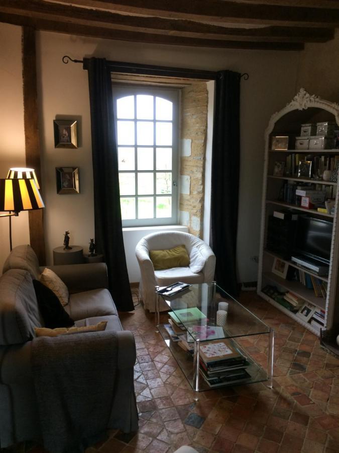 La Mouliniere, Jolie Longere Du Xviie Bed & Breakfast La Jaille-Yvon Bagian luar foto